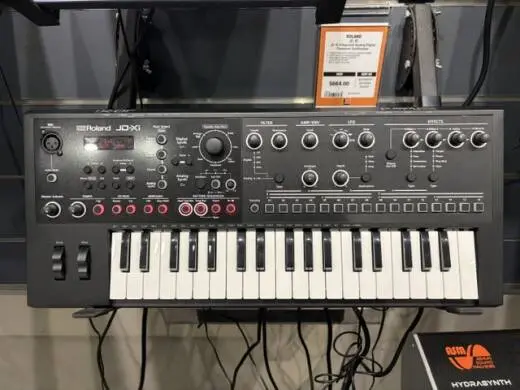 Roland - JD-XI
